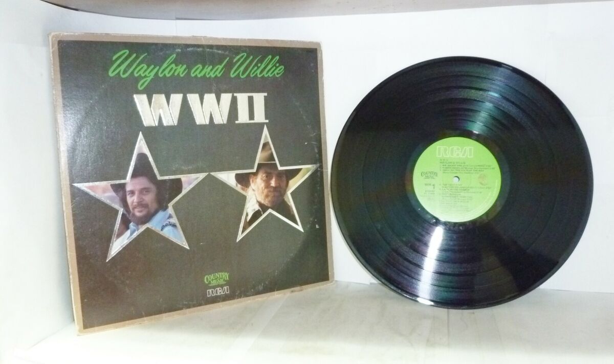Waylon And Willie – WWII