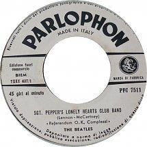 Sgt. Pepper's Lonely Hearts Club Band / A Day In The Life
