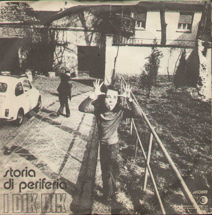 Storia Di Periferia / Libero