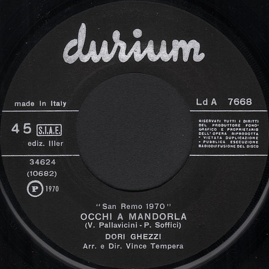 Occhi A Mandorla / 	Un Bacio No Due Baci No