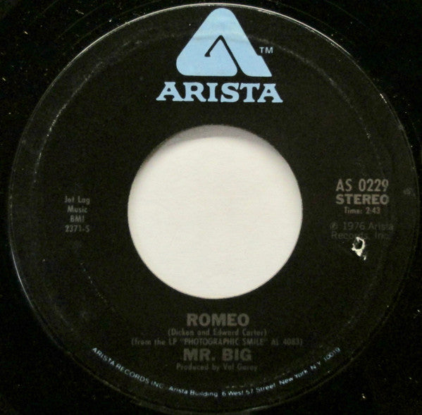 Romeo / Ain't Bin A Man
