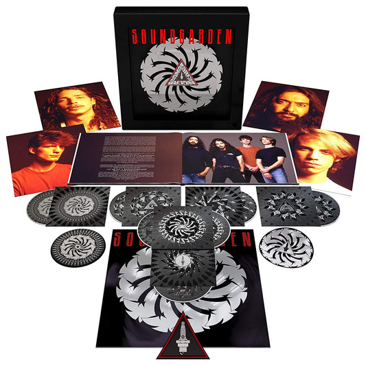 Badmotorfinger Limited Edition Super Deluxe Boxset